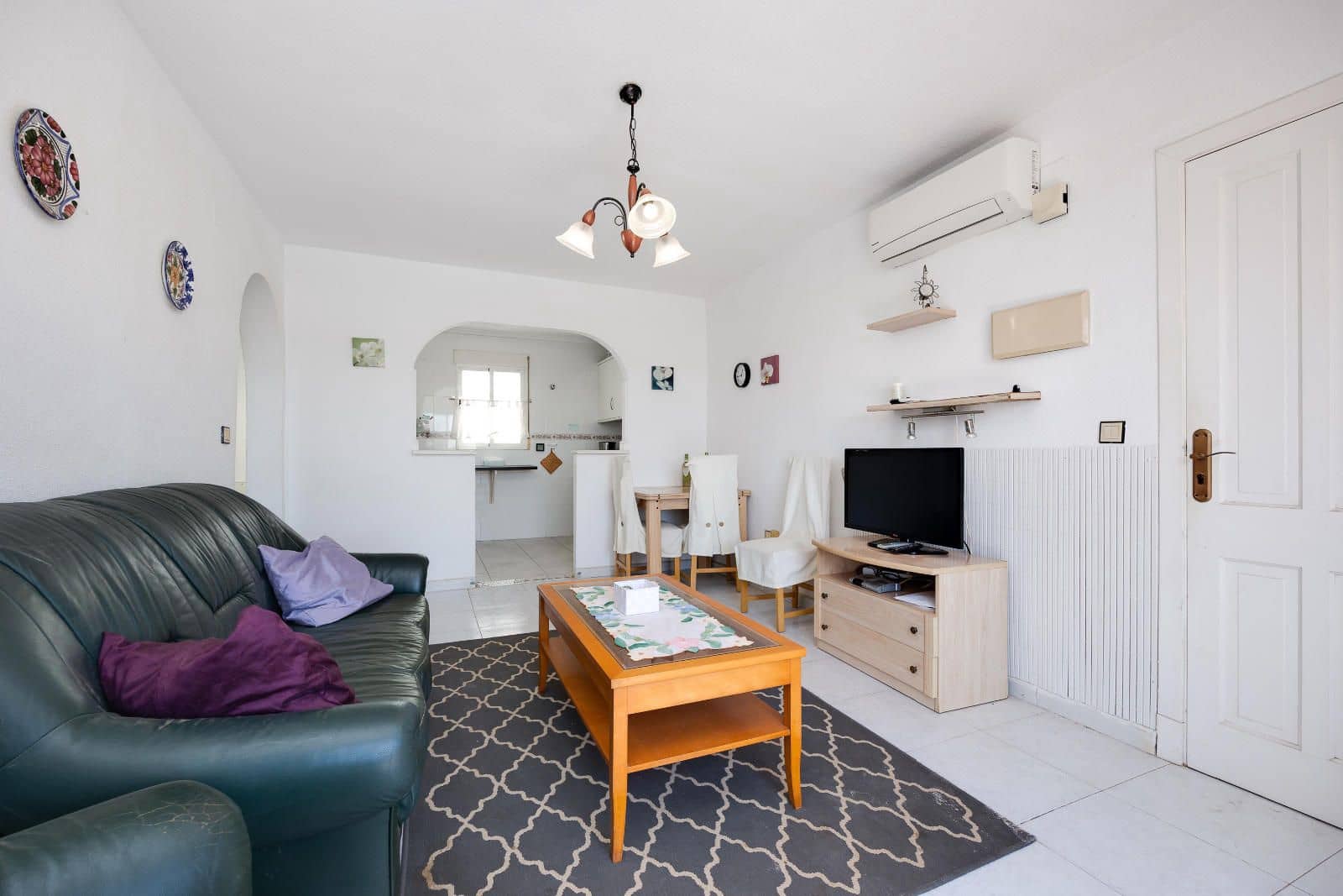 2 soverom Bungalow til salgs i Torrevieja med svømmebasseng - € 144 969 (Ref: 9981082)