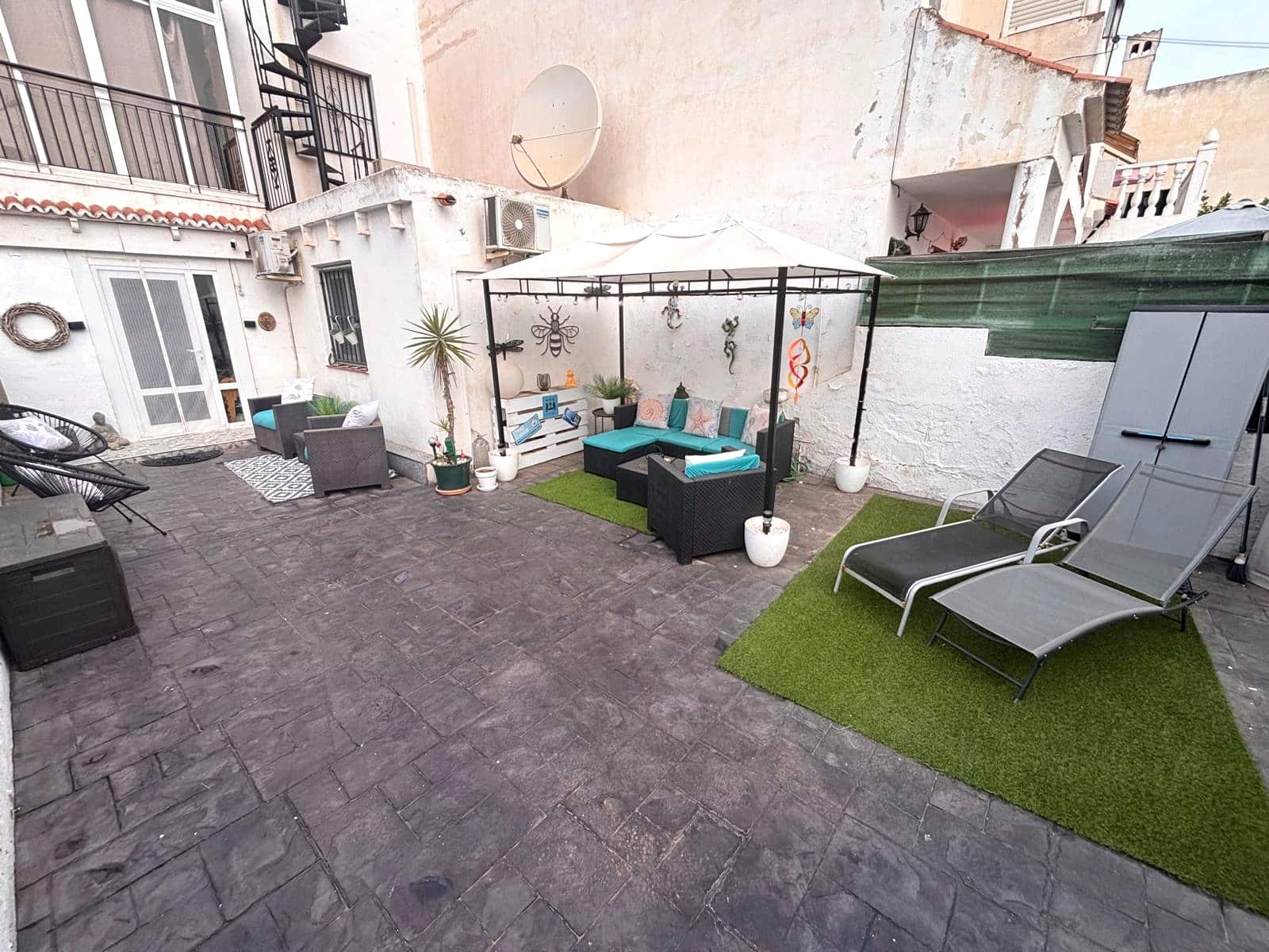2 soverom Leilighet til salgs i El Chaparral med svømmebasseng - € 139 995 (Ref: 9984004)