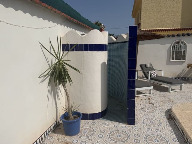 4 soverom Villa til salgs i Ciudad Quesada, Rojales med svømmebasseng - € 475 000 (Ref: 9984060)