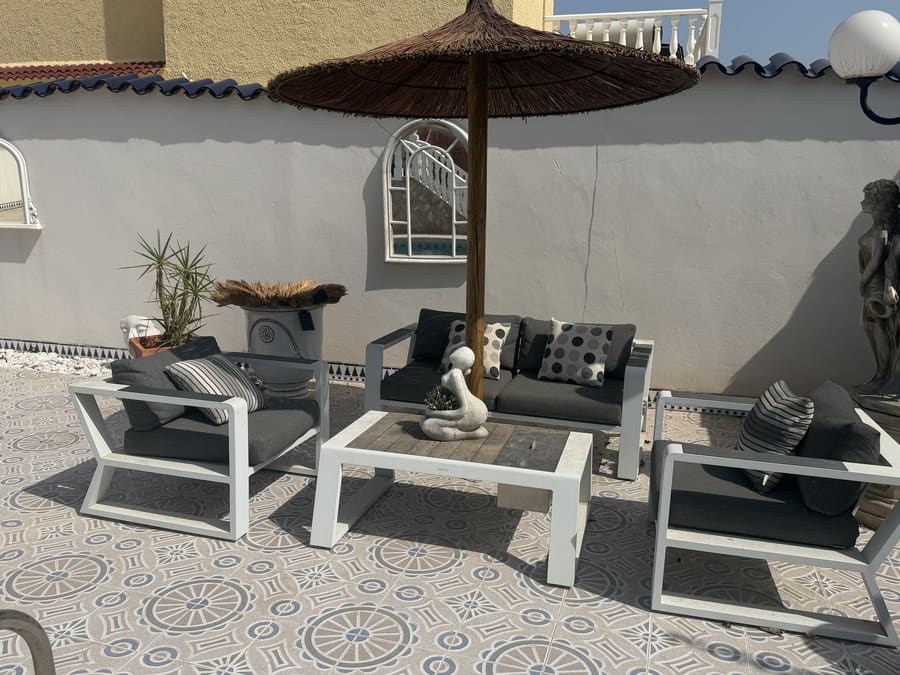 4 soverom Villa til salgs i Ciudad Quesada med svømmebasseng - € 475 000 (Ref: 9984060)