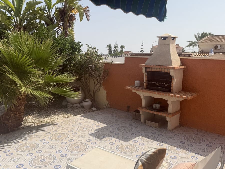 4 soverom Villa til salgs i Ciudad Quesada med svømmebasseng - € 475 000 (Ref: 9984060)