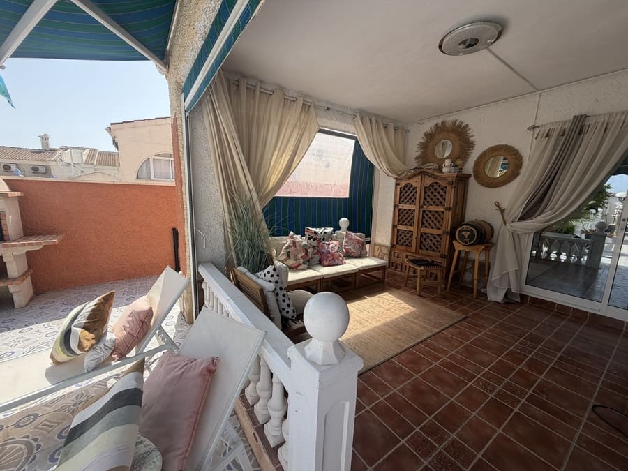 4 soverom Villa til salgs i Ciudad Quesada med svømmebasseng - € 475 000 (Ref: 9984060)