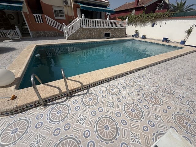 4 soverom Villa til salgs i Ciudad Quesada, Rojales med svømmebasseng - € 475 000 (Ref: 9984060)