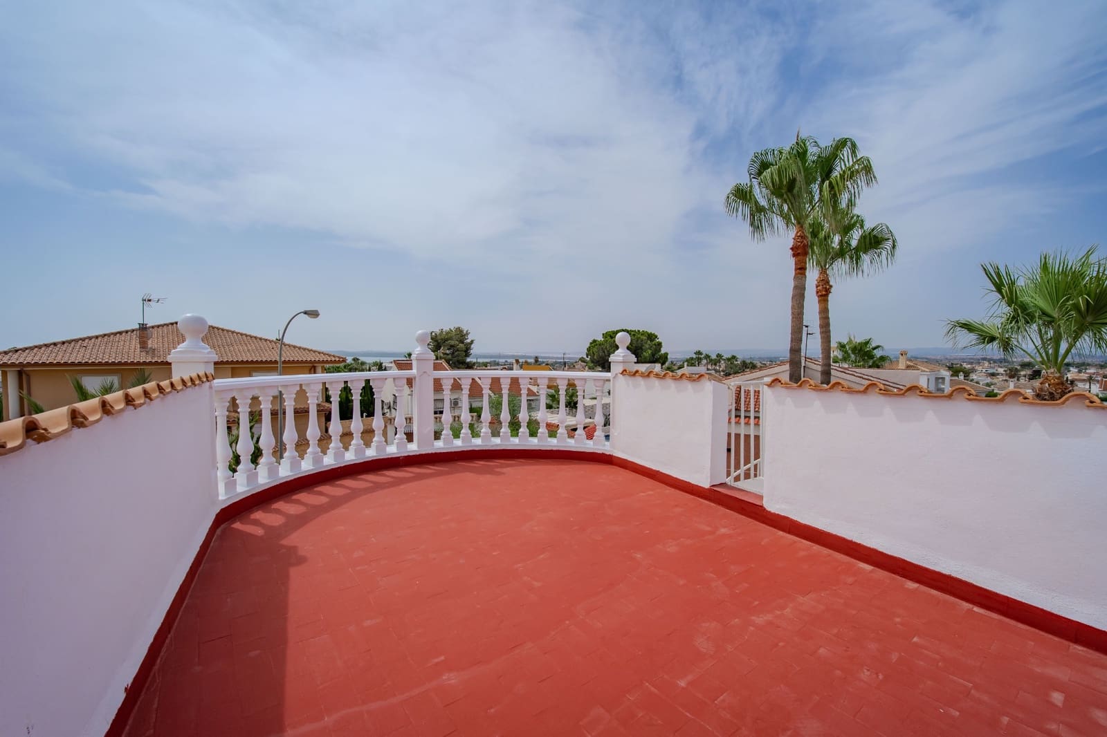 3 slaapkamer Villa te koop in Ciudad Quesada met zwembad garage - € 385.000 (Ref: 9989451)