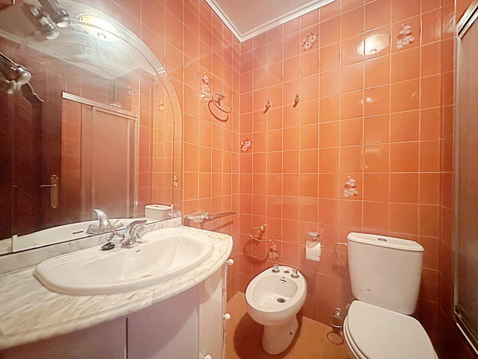 4 bedroom Apartment for sale in Torrevieja with garage - € 255,000 (Ref: 9989457)