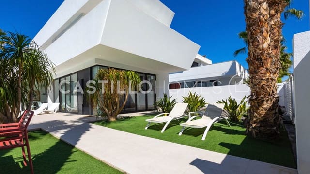 4 soveværelse Byhus til salg i Rojales med swimmingpool garage - € 629.000 (Ref: 9991976)