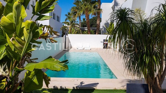 4 soveværelse Byhus til salg i Rojales med swimmingpool garage - € 629.000 (Ref: 9991976)