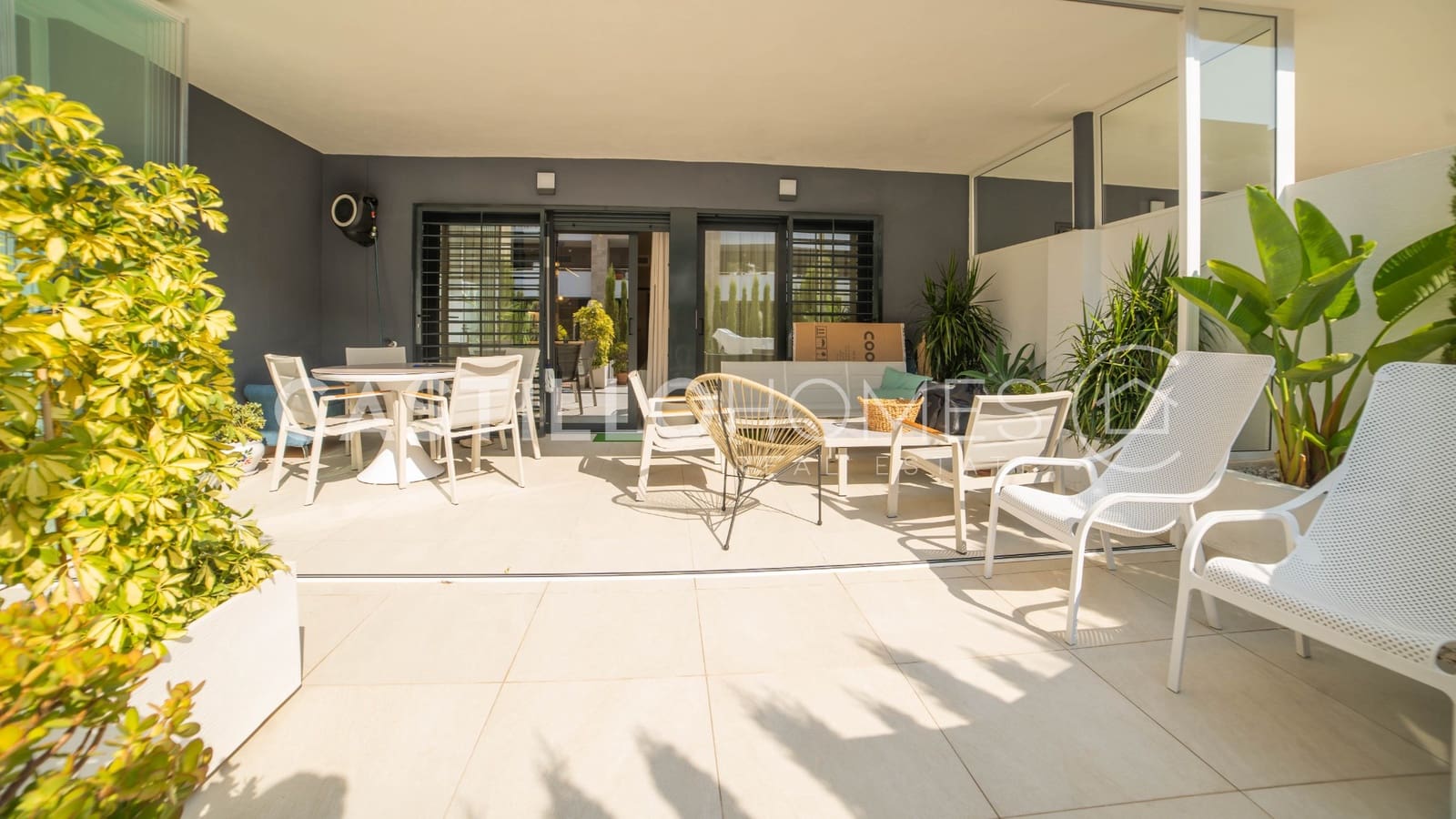 2 sypialnia Apartament na sprzedaż w Orihuela Costa z basenem garażem - 550 000 € (Ref: 9991978)