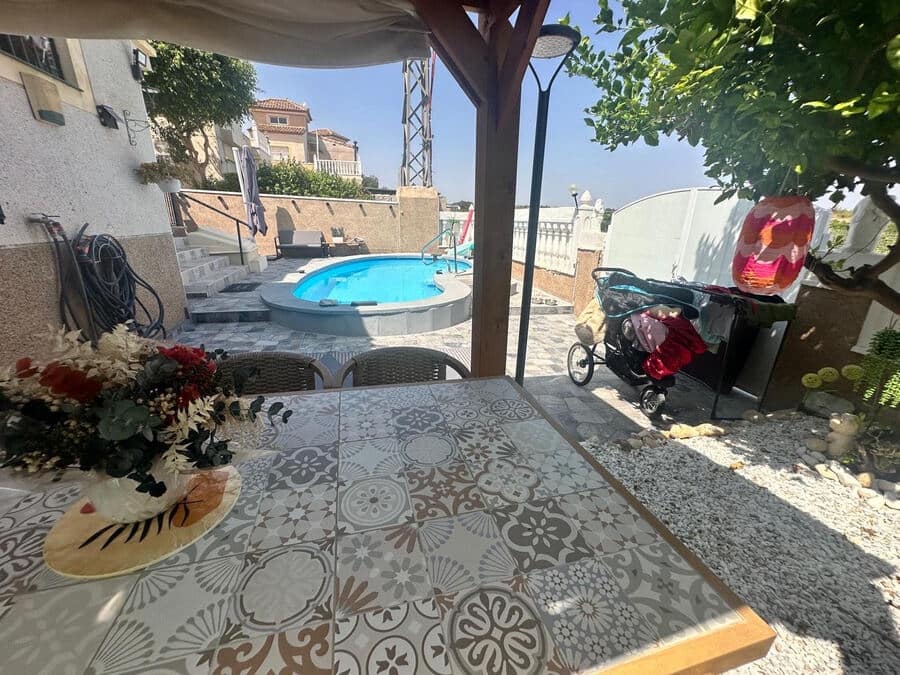 3 sovrum Villa till salu i Algorfa med pool - 296 000 € (Ref: 9994500)