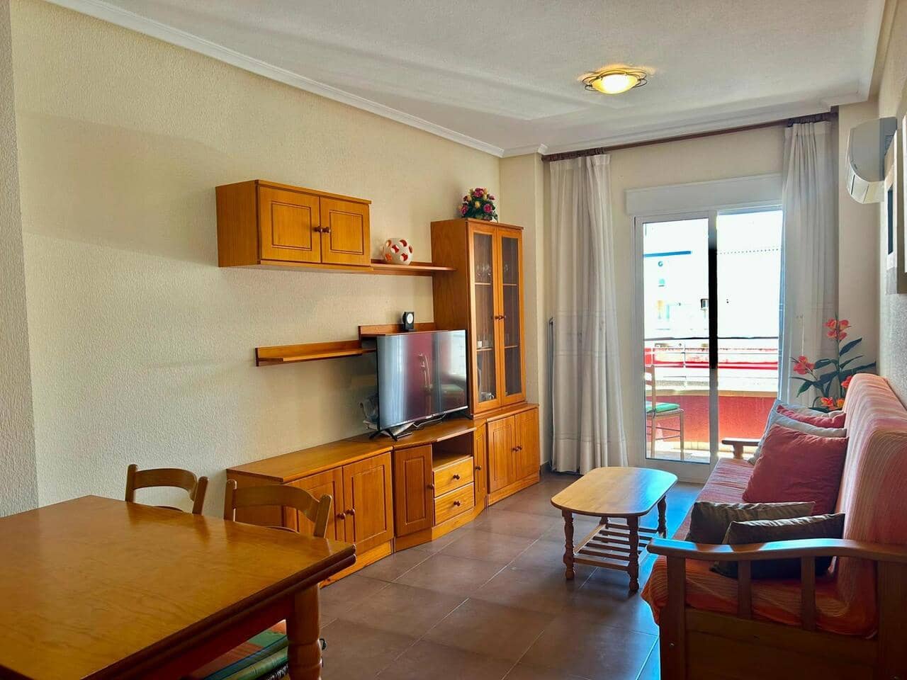 1 sovrum Lägenhet till salu i Torrevieja - 119 000 € (Ref: 9999332)