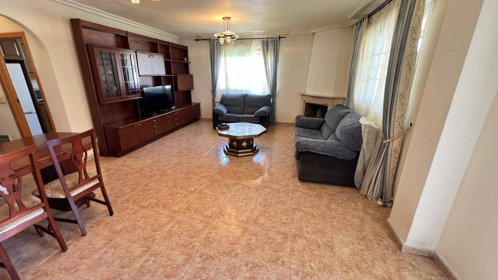 3 soverom Villa til salgs i Torrevieja med svømmebasseng - € 425 000 (Ref: 9999339)