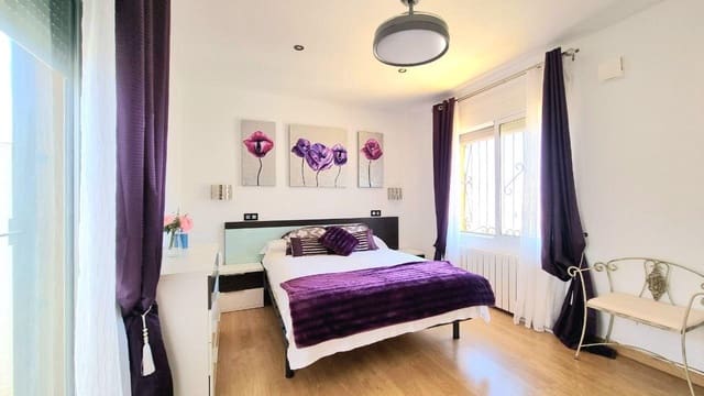 6 soveværelse Rækkehus til salg i Orihuela Costa, Orihuela med swimmingpool garage - € 280.000 (Ref: 9999342)