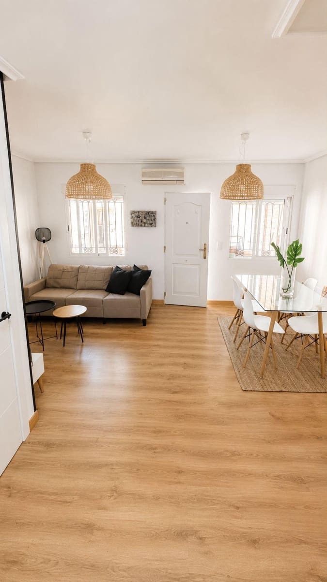 3 chambre Villa/Maison Mitoyenne à vendre à Orihuela Costa avec piscine garage - 279 900 € (Ref: 9999343)