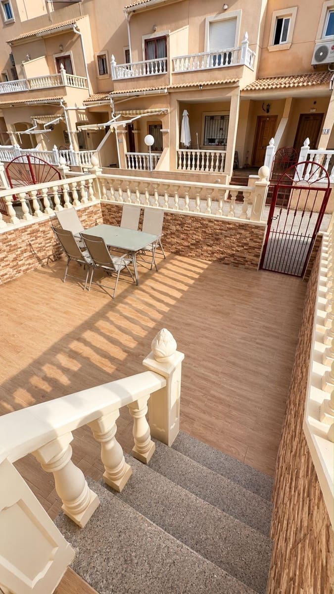 3 chambre Villa/Maison Mitoyenne à vendre à Orihuela Costa avec piscine garage - 279 900 € (Ref: 9999343)