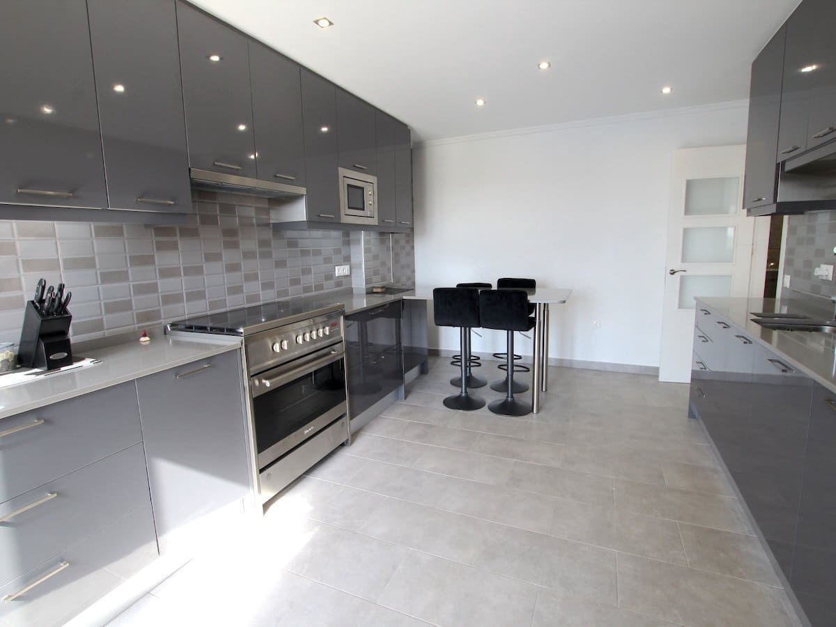 5 slaapkamer Villa te koop in Campoamor met zwembad garage - € 540.000 (Ref: 9999345)