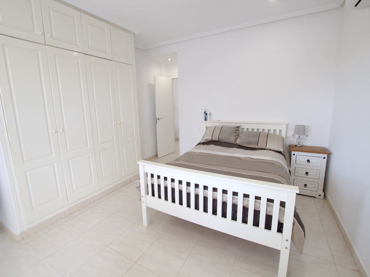 5 slaapkamer Villa te koop in Campoamor met zwembad garage - € 540.000 (Ref: 9999345)