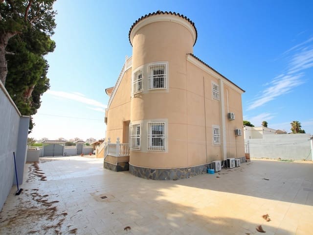5 slaapkamer Villa te koop in Campoamor, Orihuela met zwembad garage - € 540.000 (Ref: 9999345)