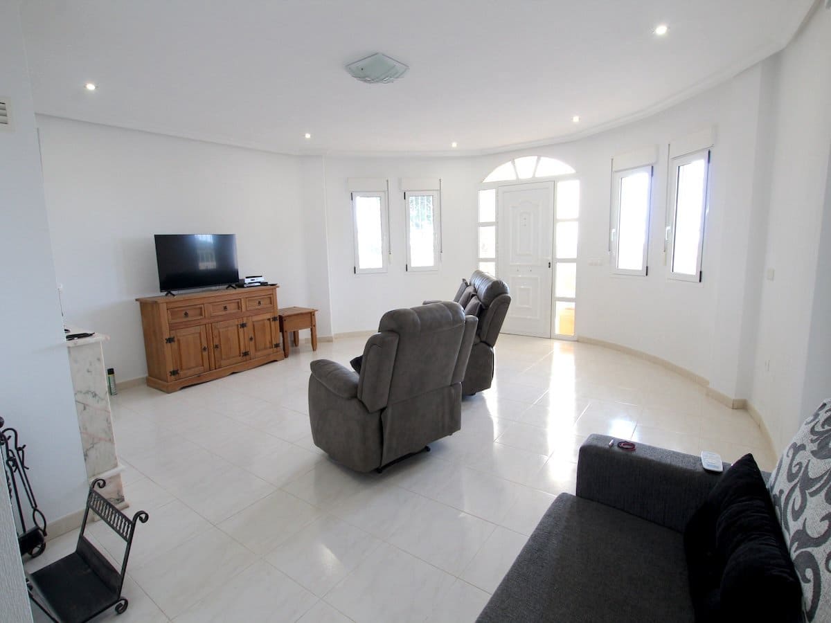 5 slaapkamer Villa te koop in Campoamor met zwembad garage - € 540.000 (Ref: 9999345)