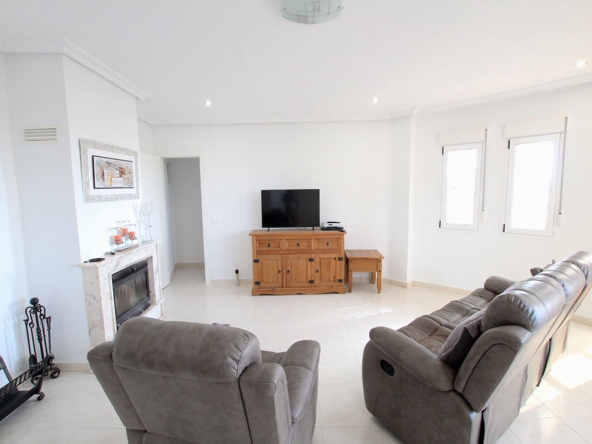 5 slaapkamer Villa te koop in Campoamor met zwembad garage - € 540.000 (Ref: 9999345)