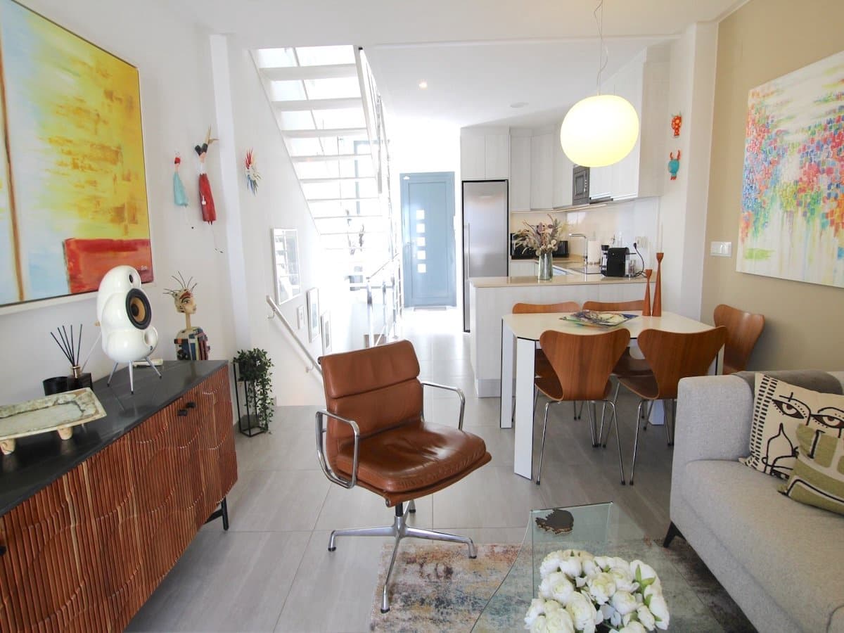 3 soveværelse Byhus til salg i Benijofar med swimmingpool - € 325.000 (Ref: 9999346)