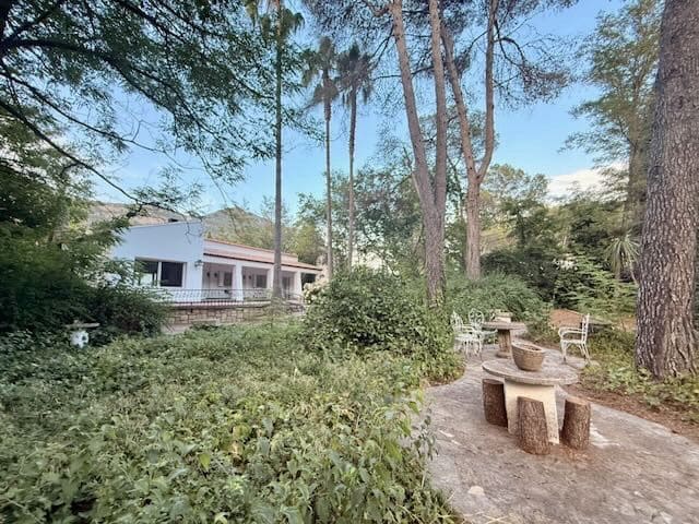 3 sypialnia Willa na sprzedaż w La Drova, Barx z basenem garażem - 675 000 € (Ref: 10031438)