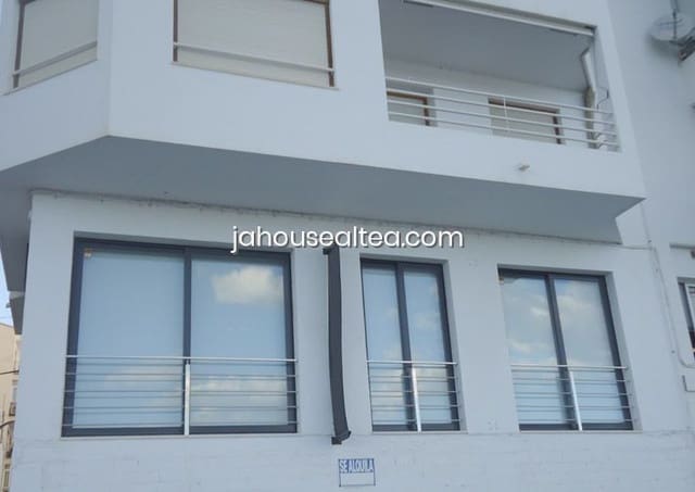 Commercial for sale in Altea with garage - € 450,000 (Ref: 4792506)