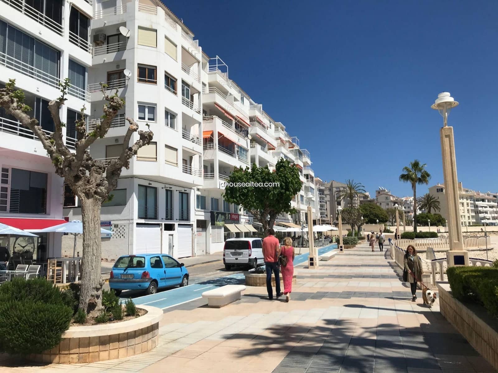 Commercial for sale in Altea with garage - € 450,000 (Ref: 4792506)