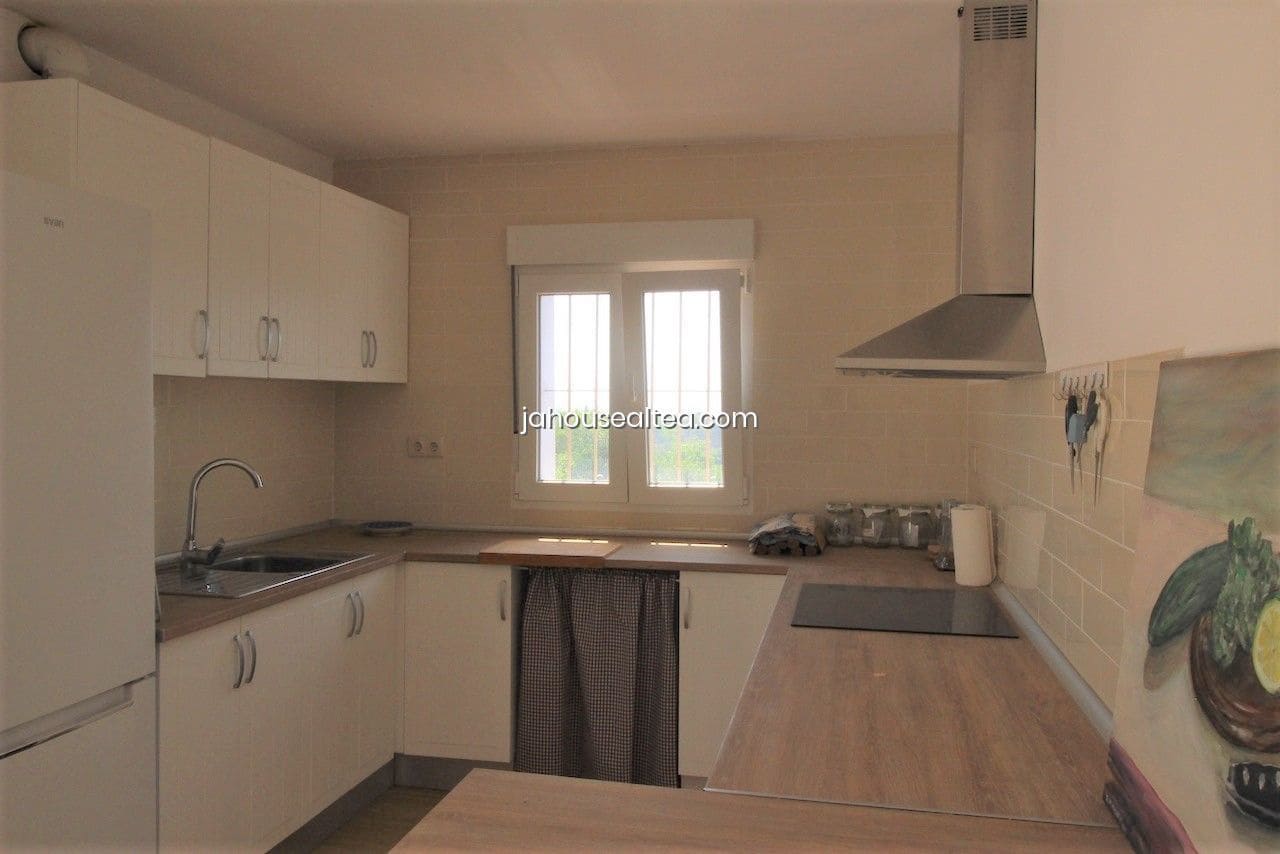 4 chambre Villa/Maison à vendre à La Nucia avec garage - 380 000 € (Ref: 7632319)