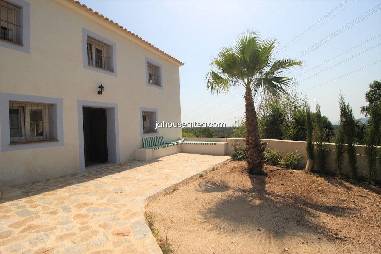 4 chambre Villa/Maison à vendre à La Nucia avec garage - 380 000 € (Ref: 7632319)