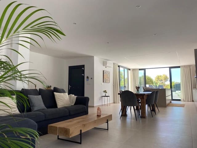 4 soverom Villa til salgs i La Nucia med svømmebasseng garasje - € 1 175 000 (Ref: 8614266)