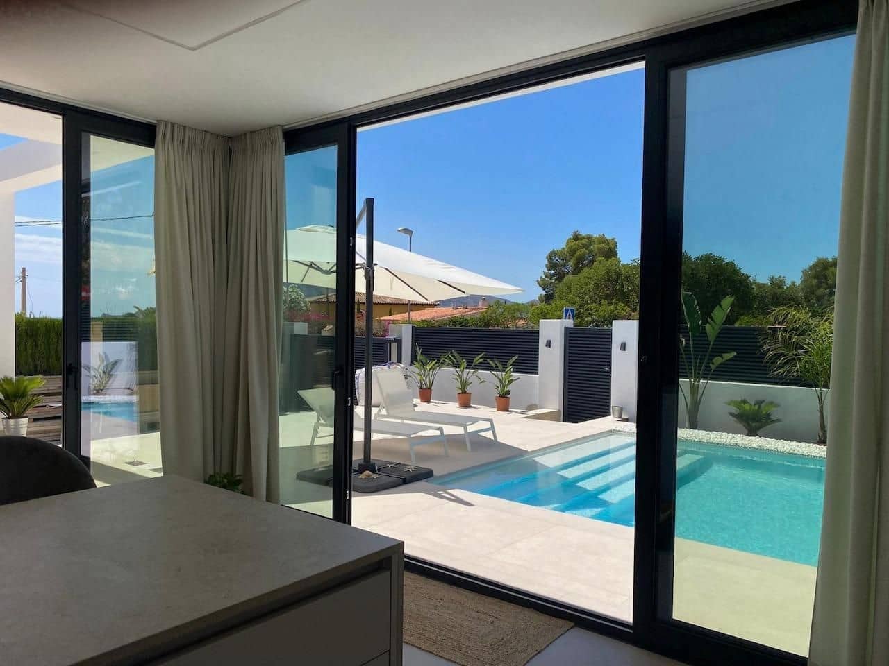 4 bedroom Villa for sale in La Nucia with pool garage - € 1,175,000 (Ref: 8614266)