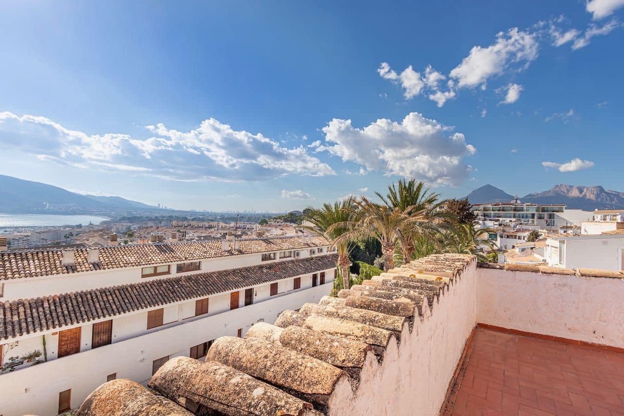 4 sovrum Hus till salu i Altea med garage - 415 000 € (Ref: 8614270)