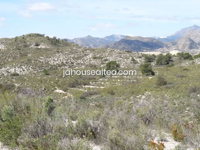 Undeveloped Land for sale in Jijona / Xixona - € 320,000 (Ref: 8626481)