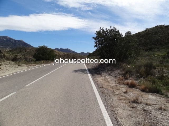 Undeveloped Land for sale in Jijona / Xixona - € 320,000 (Ref: 8626481)