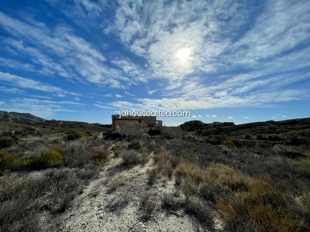 Grunde uden byggetilladelser til salg i Jijona / Xixona - € 320.000 (Ref: 8626481)