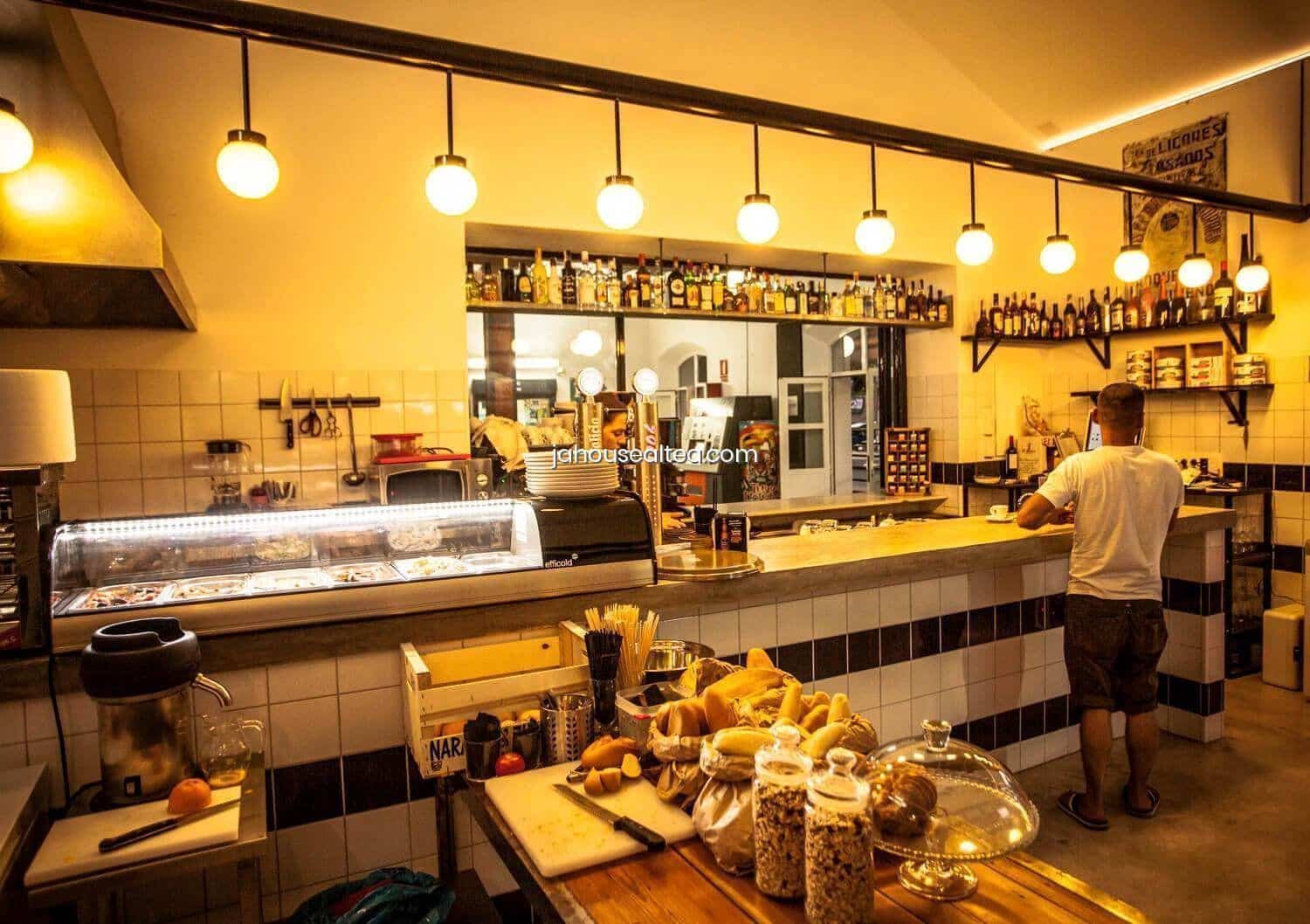 7 slaapkamer Hotel te koop in Altea - € 960.000 (Ref: 8654654)