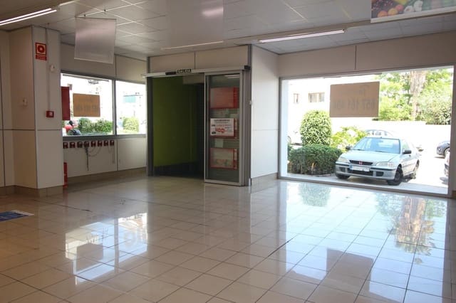 Commercial for sale in Altea with garage - € 650,000 (Ref: 8689064)