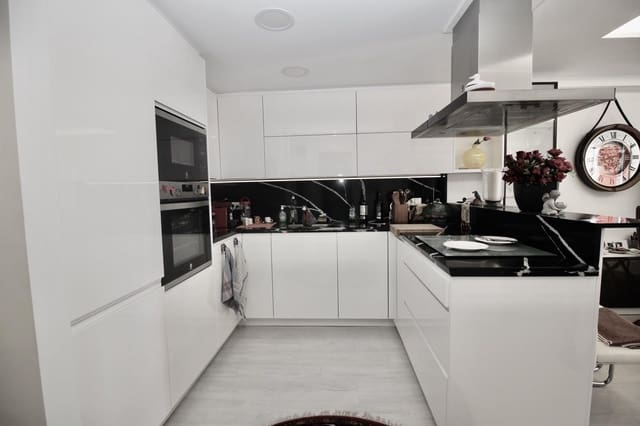 2 soveværelse Lejlighed til salg i Altea med garage - € 380.000 (Ref: 8689067)