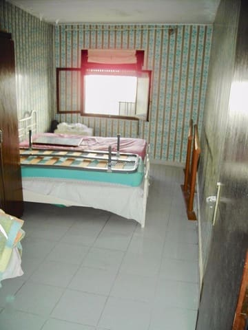 6 bedroom Townhouse for sale in Altea with garage - € 430,000 (Ref: 8689069)