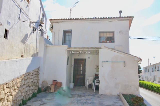 6 bedroom Townhouse for sale in Altea with garage - € 430,000 (Ref: 8689069)
