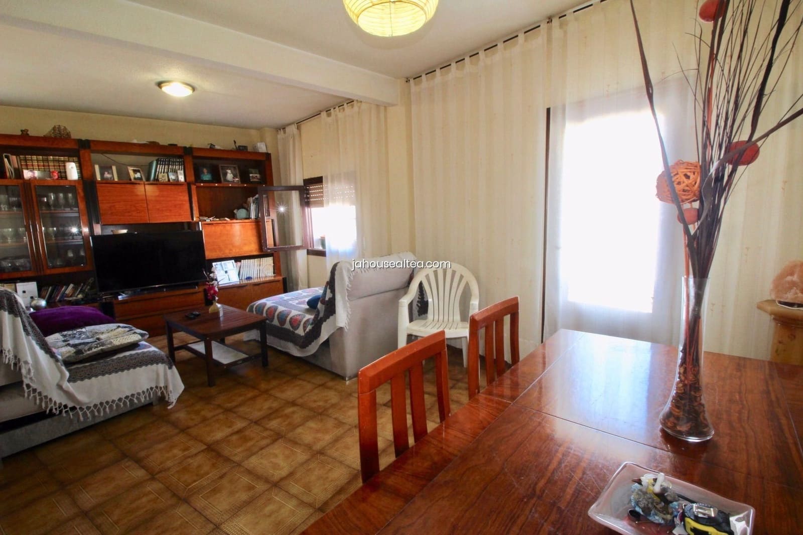 6 bedroom Townhouse for sale in Altea with garage - € 430,000 (Ref: 8689069)