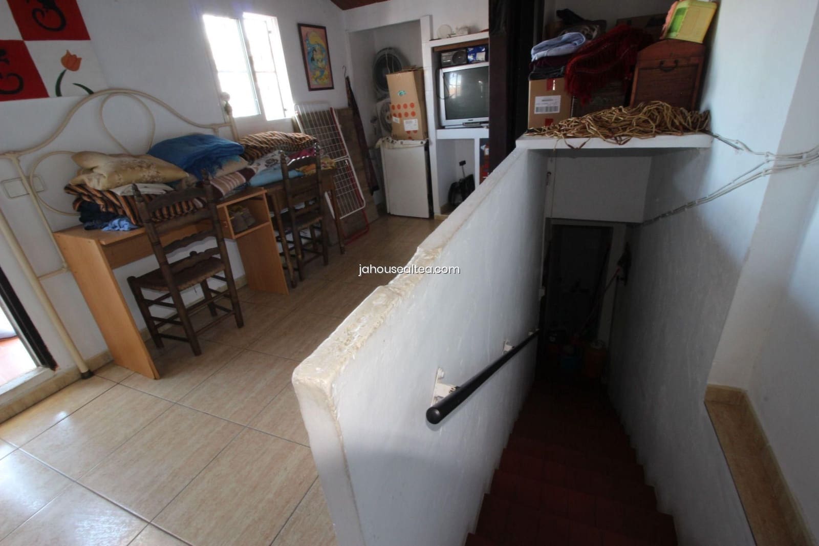 6 bedroom Townhouse for sale in Altea with garage - € 430,000 (Ref: 8689069)