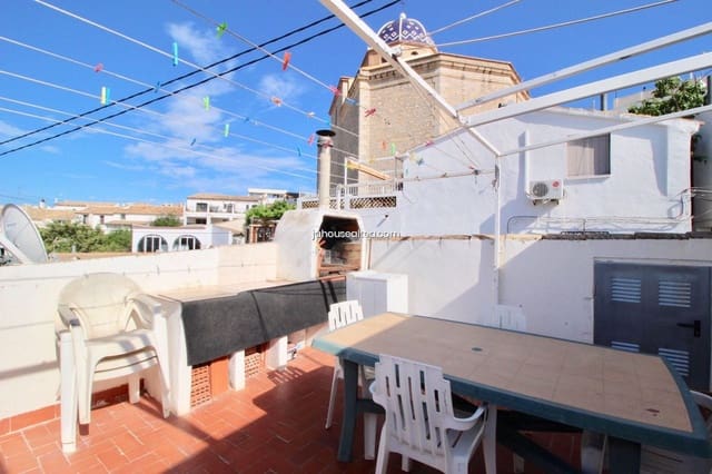6 bedroom Townhouse for sale in Altea with garage - € 430,000 (Ref: 8689069)