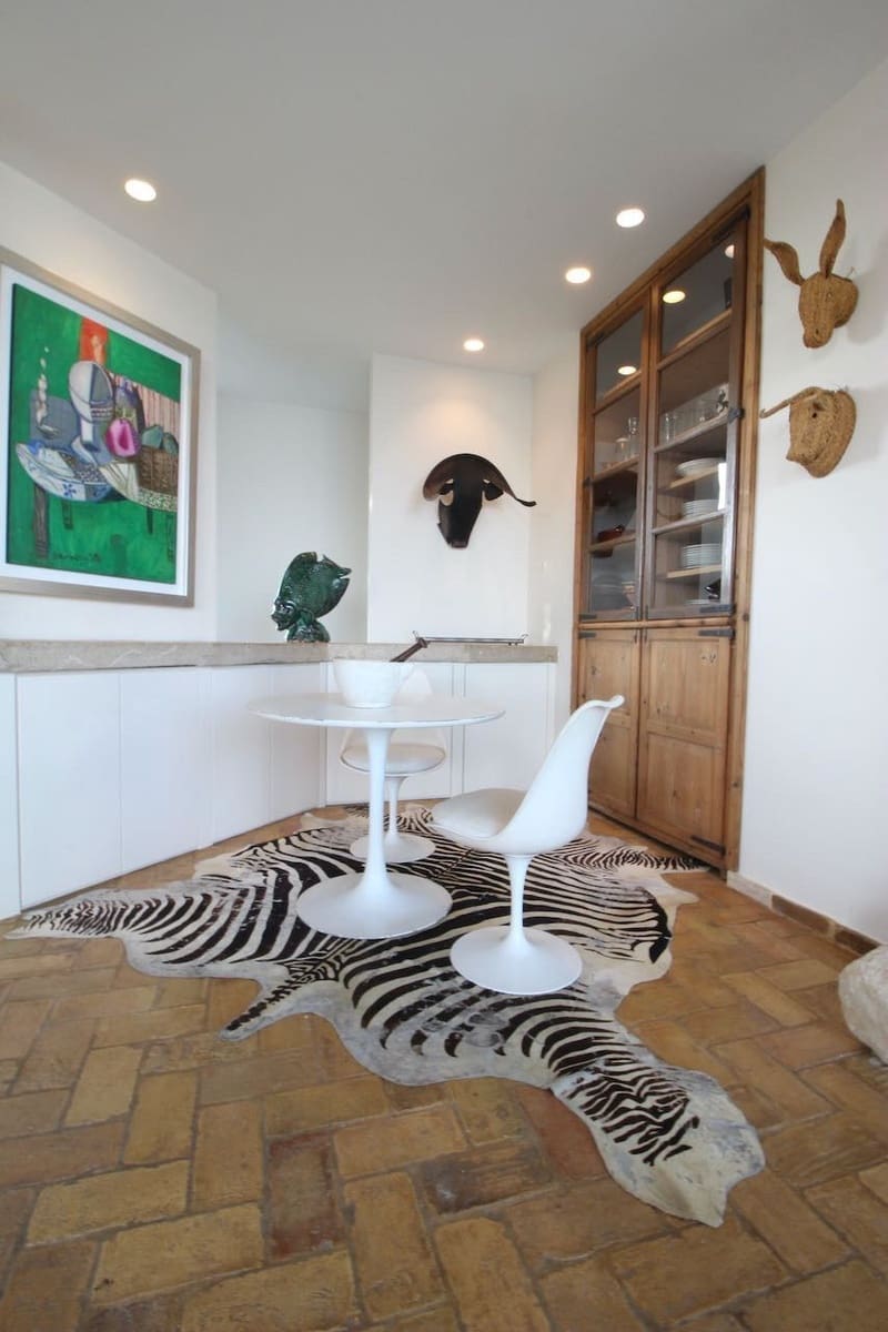 4 bedroom Villa for sale in Altea with pool - € 3,450,000 (Ref: 8737235)