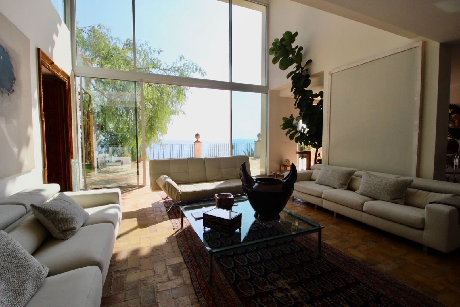 4 bedroom Villa for sale in Altea with pool - € 3,450,000 (Ref: 8737235)
