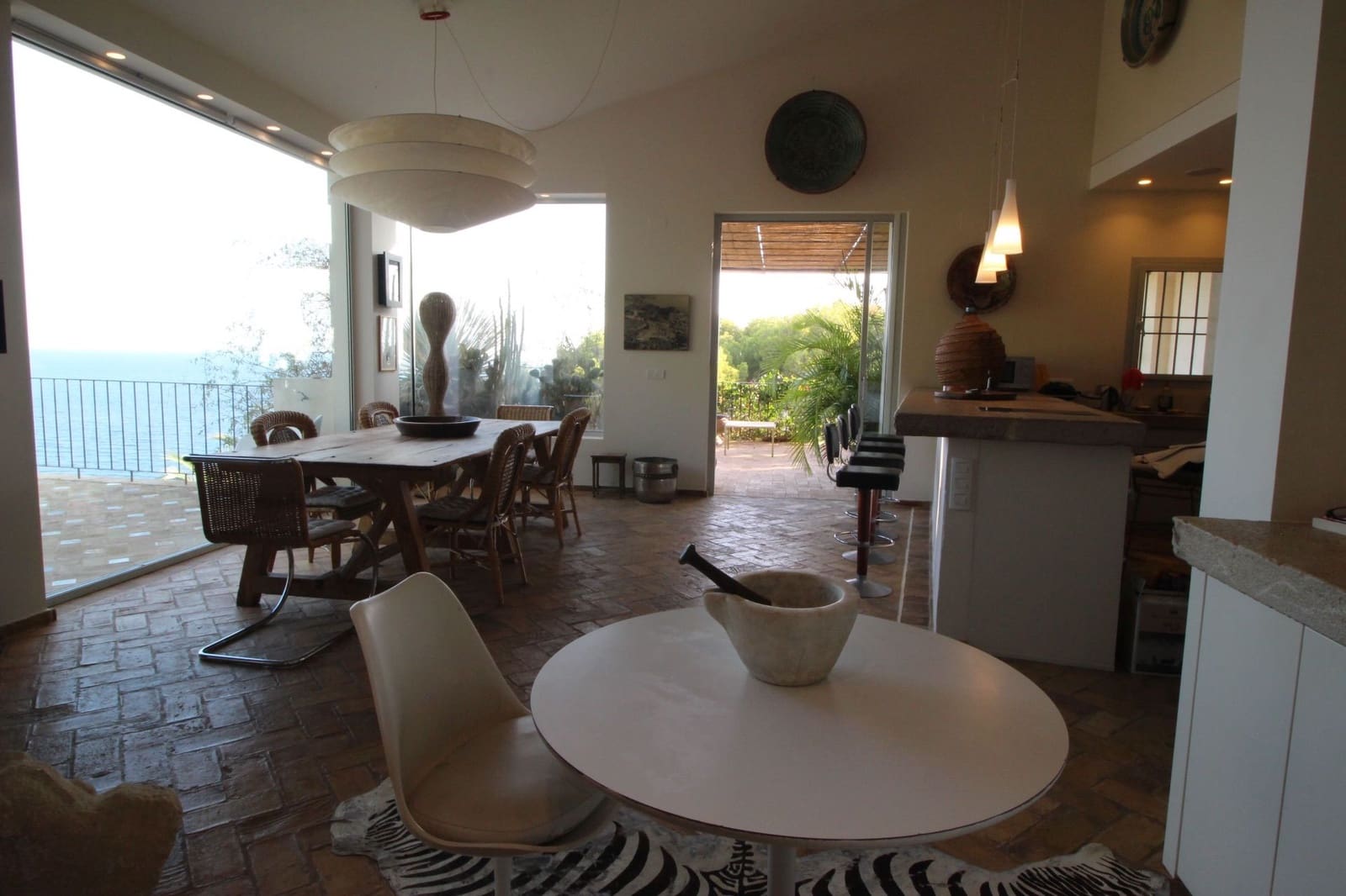 4 bedroom Villa for sale in Altea with pool - € 3,450,000 (Ref: 8737235)