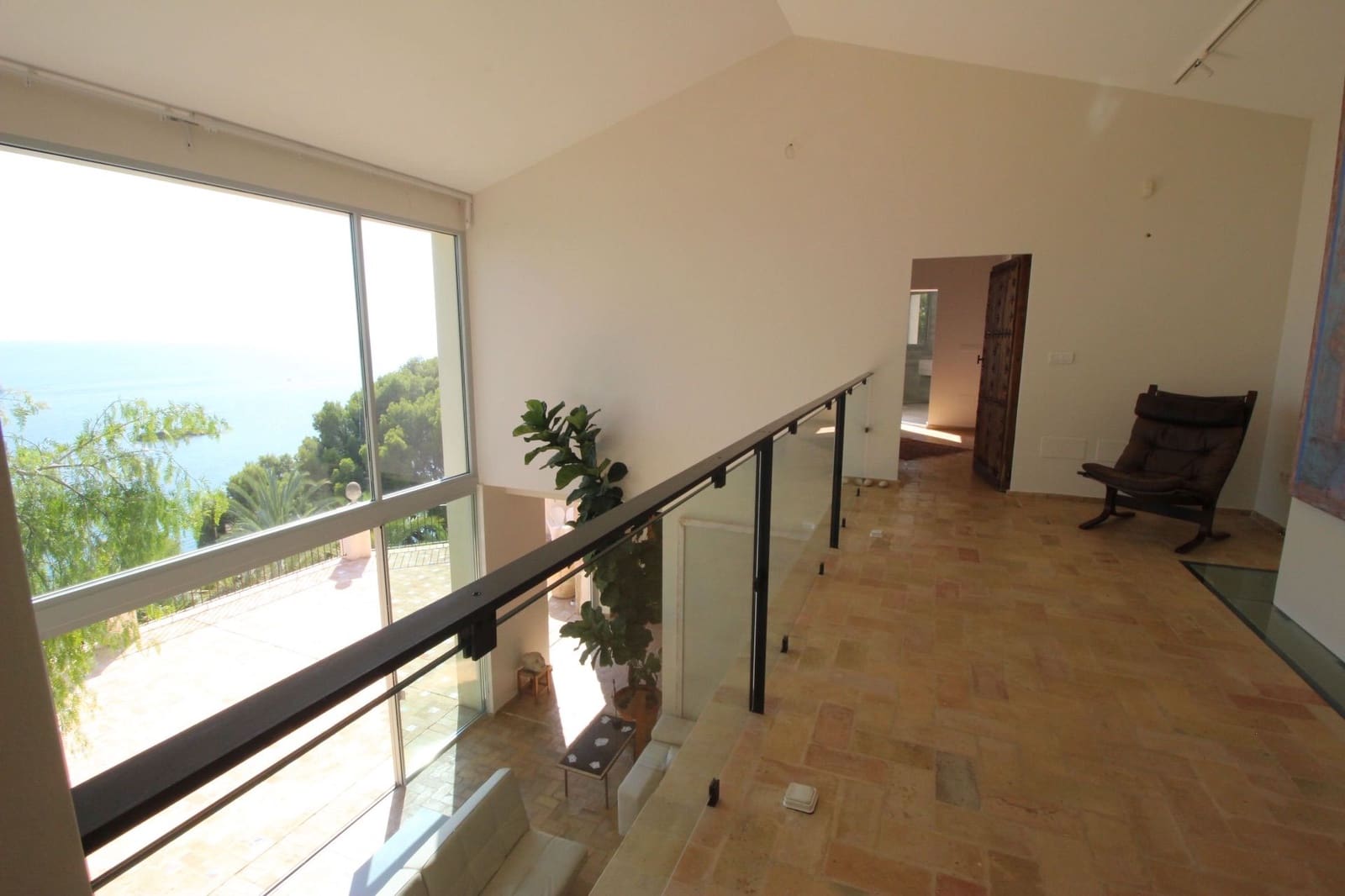 4 bedroom Villa for sale in Altea with pool - € 3,450,000 (Ref: 8737235)