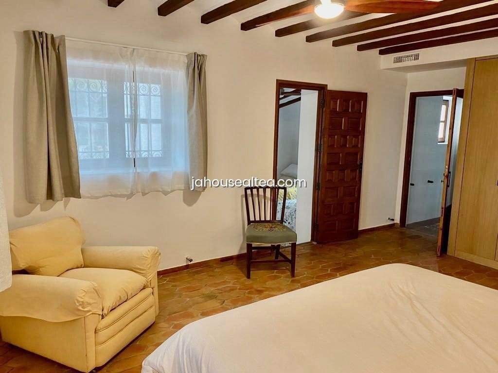 4 soveværelse Villa til salg i Alfaz del Pi / L'Alfas del Pi med swimmingpool garage - € 1.325.000 (Ref: 8907115)