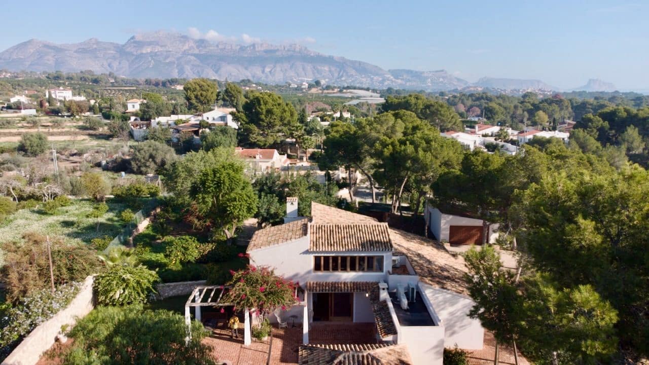 4 soveværelse Villa til salg i Alfaz del Pi / L'Alfas del Pi med swimmingpool garage - € 1.325.000 (Ref: 8907115)