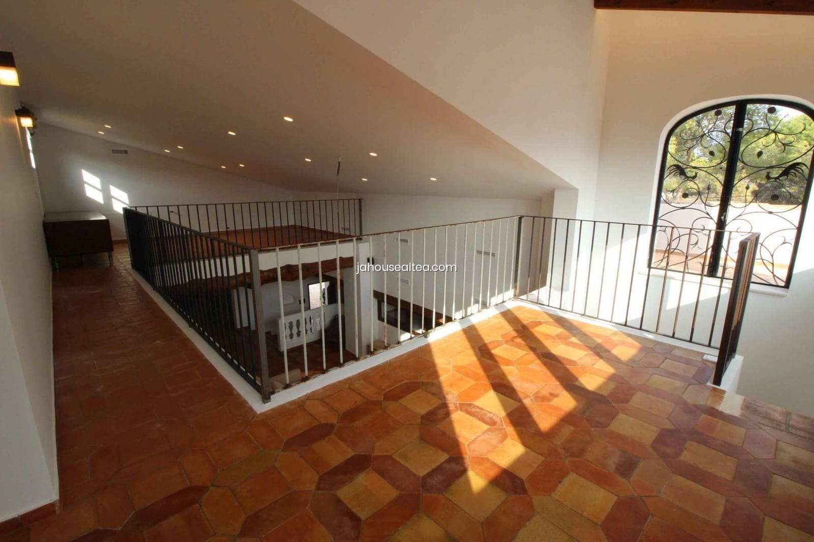 4 soveværelse Villa til salg i Alfaz del Pi / L'Alfas del Pi med swimmingpool garage - € 1.325.000 (Ref: 8907115)